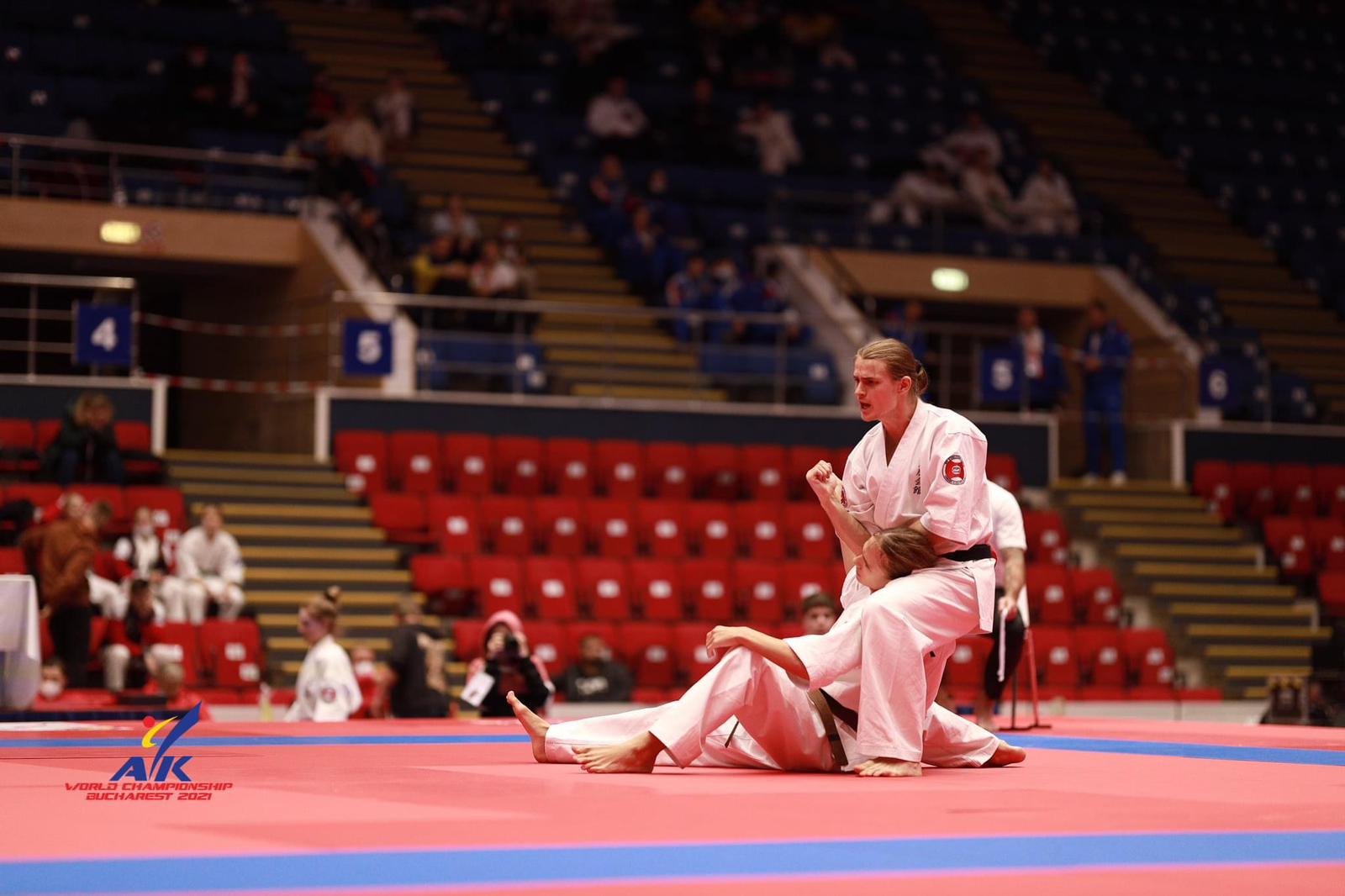 Kyokushin karate Instructor Robert in competition winning the world championship of Ashihara Karate Kaikan in Japan