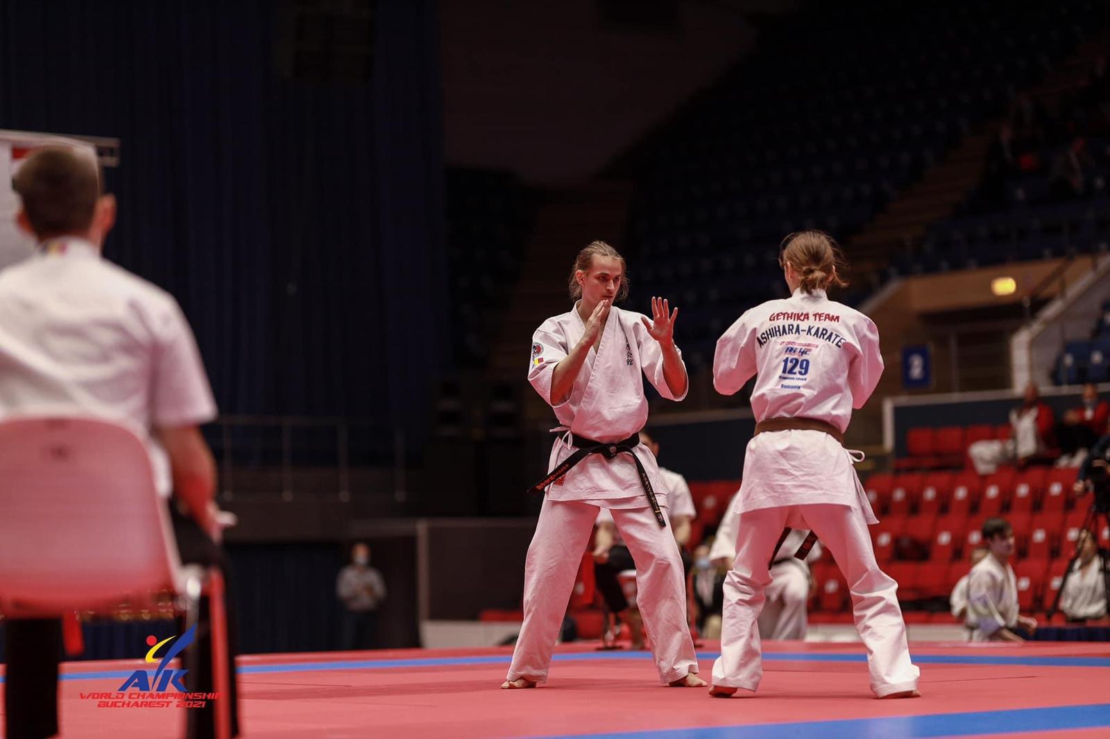 Kyokushin karate Instructor Robert in competition